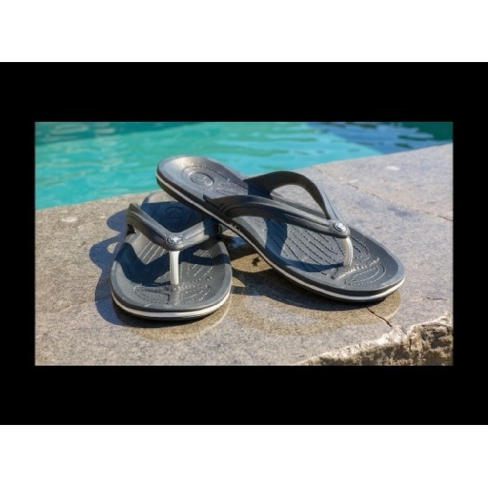 Crocs Kadee II Flip Flop Womens Black White Size 9 Thong Sandal beach, casual‎
